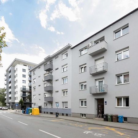 Bright And Modern Studio Near City Center Apartment Zagreb Exterior photo